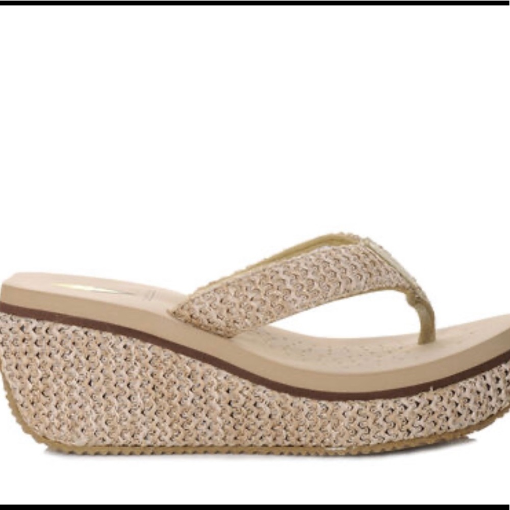 Volatile wedge sandal